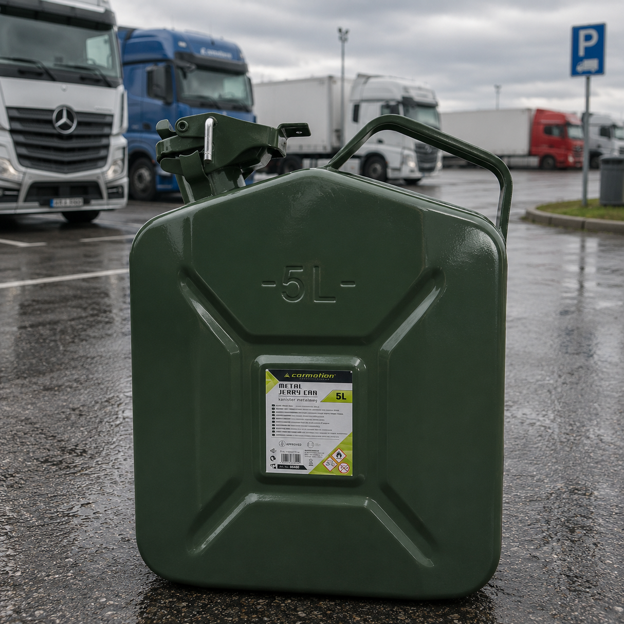 Benzines kanna fém csatos zármechanizmussal és kiöntőcsonkkal