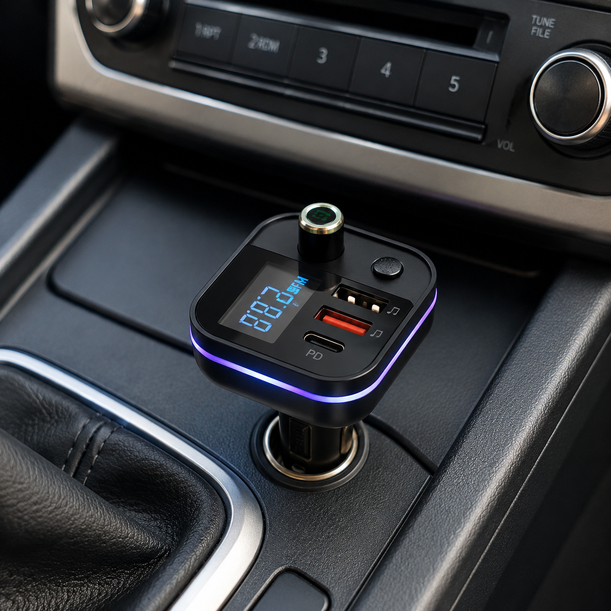 Car Bluetooth FM Transmitter fast charger USB-C black