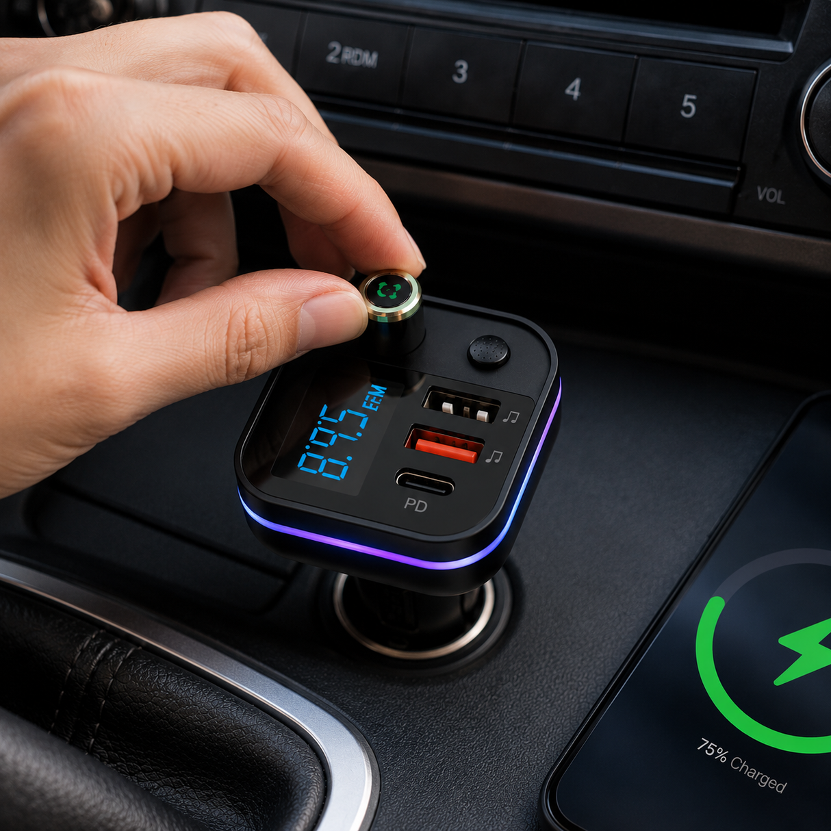 Car Bluetooth FM Transmitter fast charger USB-C black