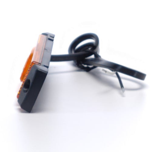 Lámpa helyzet LED közép oldal füllel