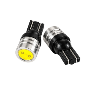 Autó LED izzó T10 SMD fehér fényű 2 db