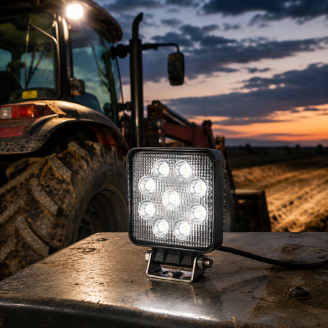 Led munkalámpa szögletes szúró fénnyel 27W