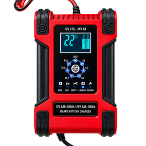 Intelligens akkumulátor töltő 12/24V 12A