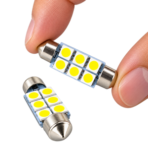 Autó LED izzó T10 foglalattal SMD fehér fény 2 db-os készlet