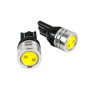 Autó LED izzó T10 SMD fehér fényű 2 db